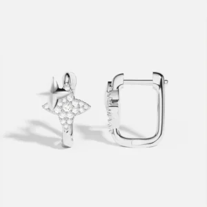 Kolczyki huggie NORTH STAR z motywem diamentu